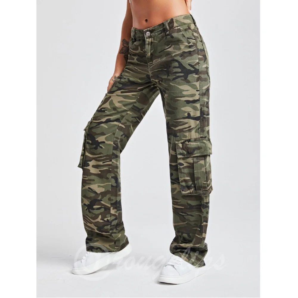 Green Camouflage Cargo Pants Mid Rise Waist with Pockets - Picture 5 of 9
